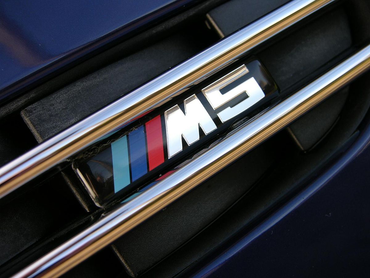 BMW_M5_-_Flickr_-_The_Car_Spy_(2)